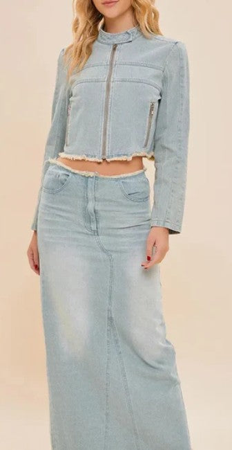 Better than pants - Frayed Back Slit Maxi Denim Skirt