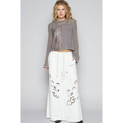 Round neck long sleeve lace crochet contrast top: IRON GREY