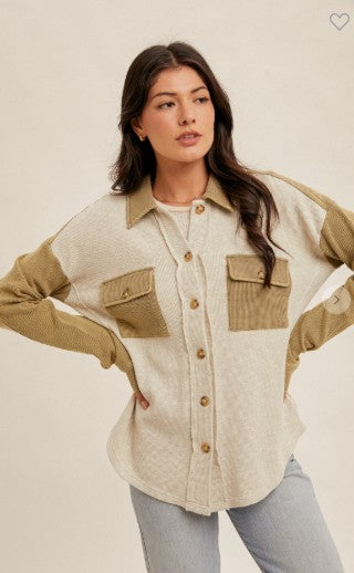 Contrast Pocket Button-Up "Shacket"