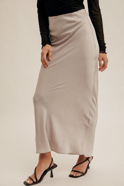 CRINKLE TEXTURED SKIN MAXI SKIRT - NWT