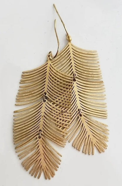 Brass Swaying Palm Leaf - Sara Sela Collection