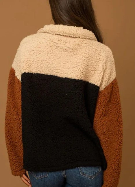 Colorblock Sherpa Pullover with Leopard Detail 🐆